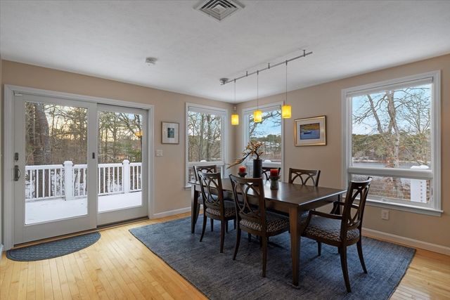 87 N Pond Dr, Brewster, MA 02631