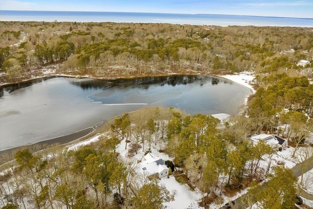 87 N Pond Dr, Brewster, MA 02631