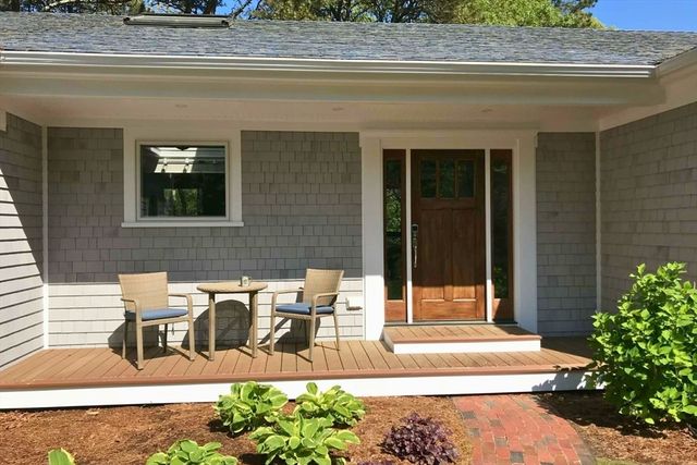 87 N Pond Dr, Brewster, MA 02631