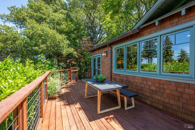 38 Helens Ln, Mill Valley, CA 94941