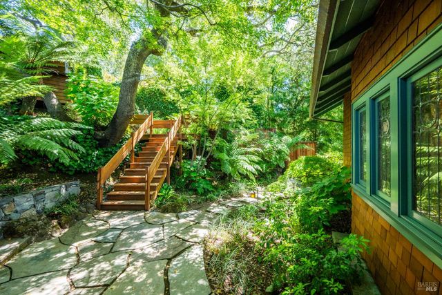 38 Helens Ln, Mill Valley, CA 94941