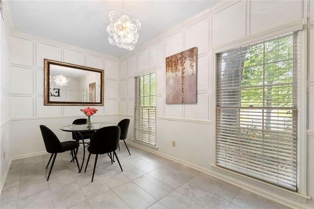 5201 Glenridge Drive NE, Sandy Springs, GA 30342