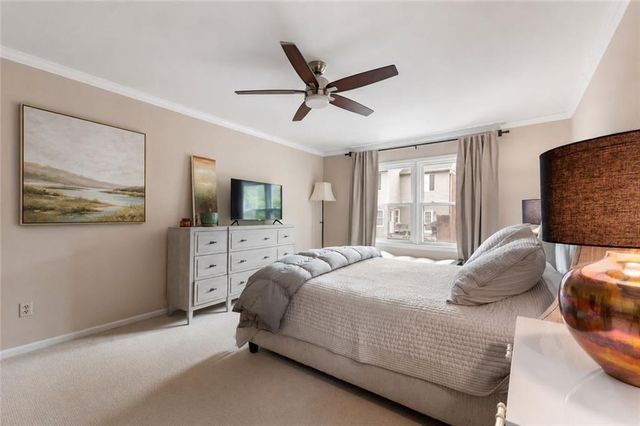 5201 Glenridge Drive NE, Sandy Springs, GA 30342