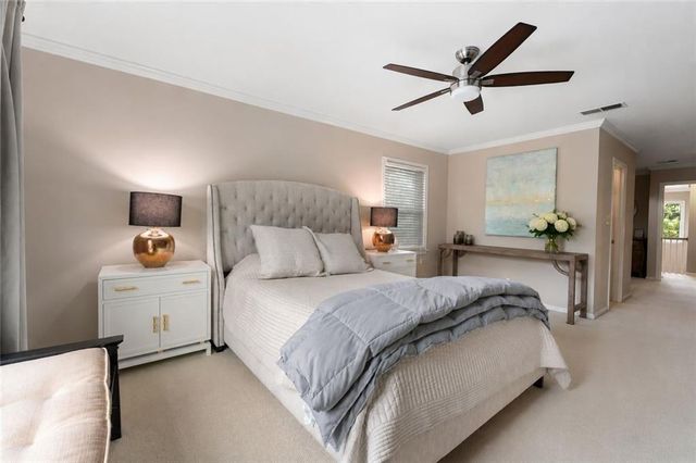 5201 Glenridge Drive NE, Sandy Springs, GA 30342