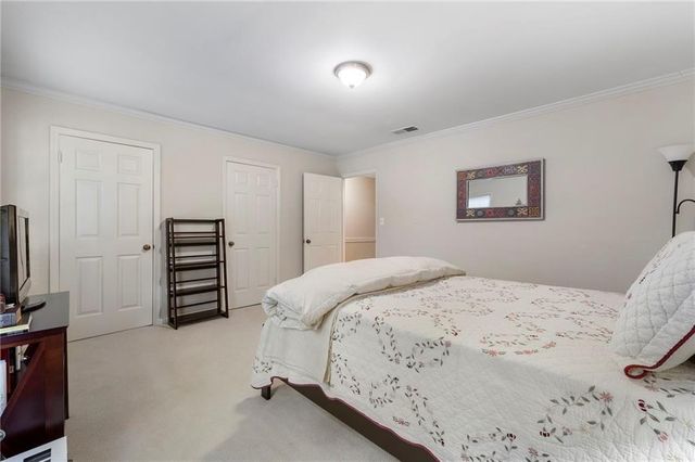 5201 Glenridge Drive NE, Sandy Springs, GA 30342