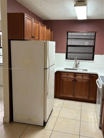 1925 Madison Street 22, Hollywood, FL 33020