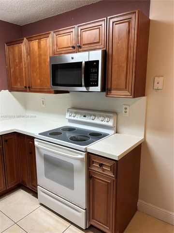 1925 Madison Street 22, Hollywood, FL 33020