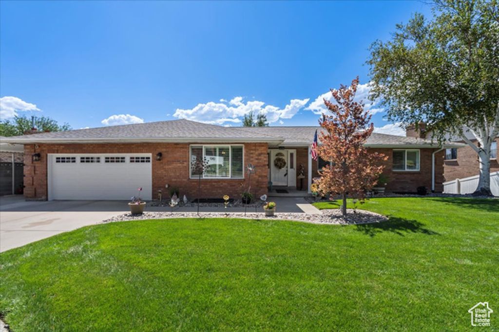 5504 S WHITE SPRINGS DR, Murray, UT 84123