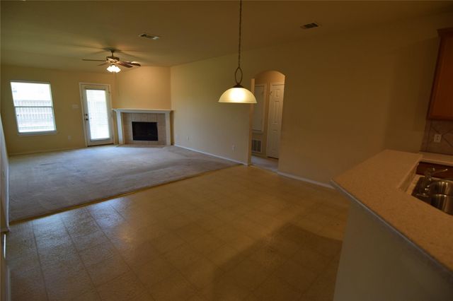 708 Timothy John DR, Pflugerville, TX 78660