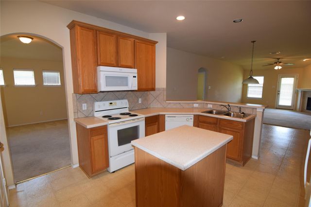708 Timothy John DR, Pflugerville, TX 78660
