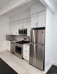 1440 31st Avenue 1R, Astoria, NY 11106