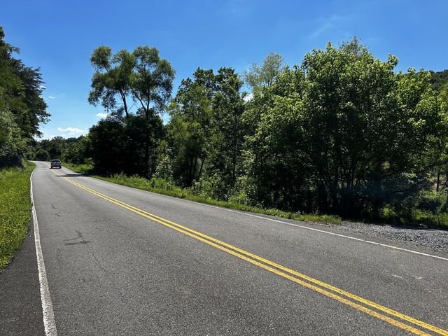 1060 County Road 130, Riceville, TN 37370
