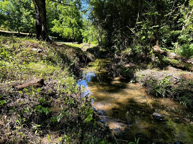 1060 County Road 130, Riceville, TN 37370