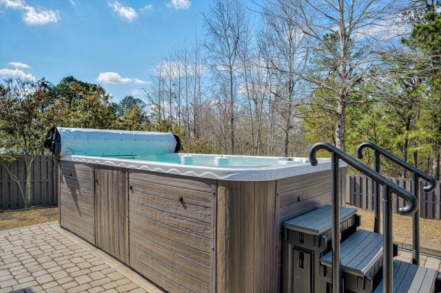 810 Glencoe Way, Evans, GA 30809