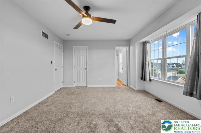 715 White Circle, Allen Twp, PA 18067