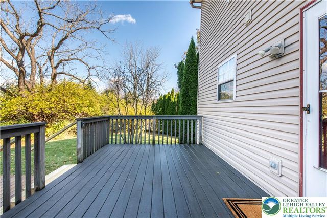 715 White Circle, Allen Twp, PA 18067