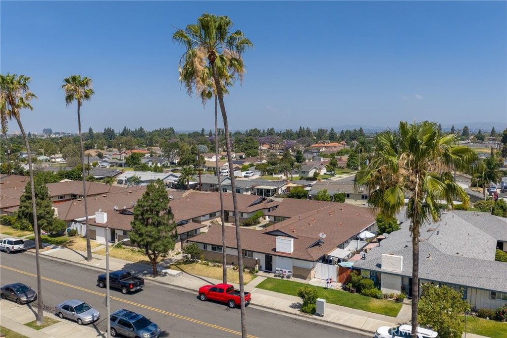 Image 1 of property listing at 2133 E Almont Avenue, Anaheim, CA 92806