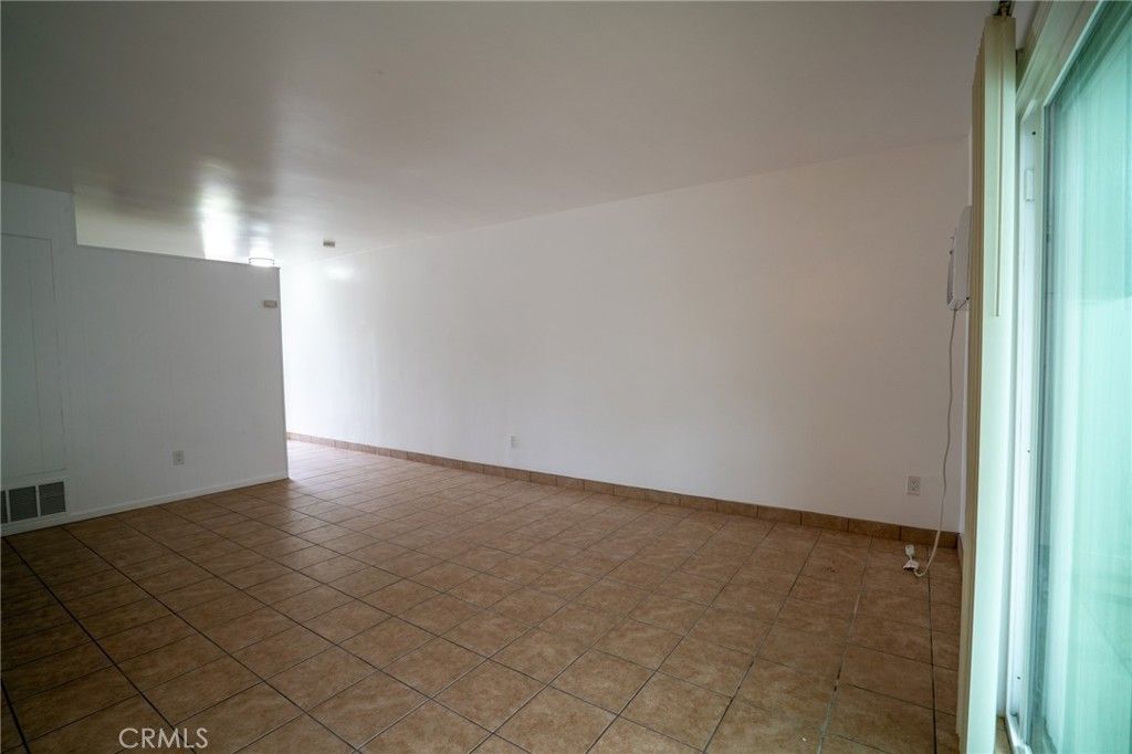 Image 8 of property listing at 2133 E Almont Avenue, Anaheim, CA 92806