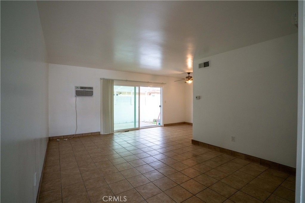 Image 9 of property listing at 2133 E Almont Avenue, Anaheim, CA 92806