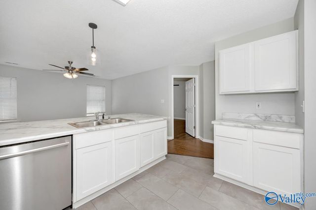 138 Bremerton Drive, Huntsville, AL 35824