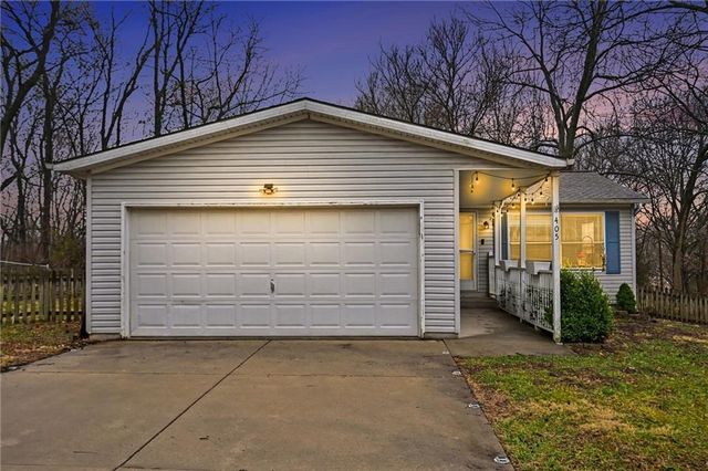 405 Wherritt Lane, Liberty, MO 64608