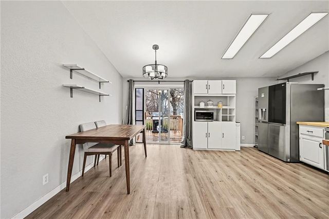 405 Wherritt Lane, Liberty, MO 64608