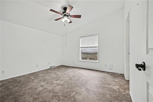 405 Wherritt Lane, Liberty, MO 64608