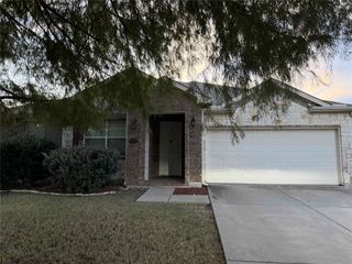 203 Wooded Creek, Wylie, TX 75098