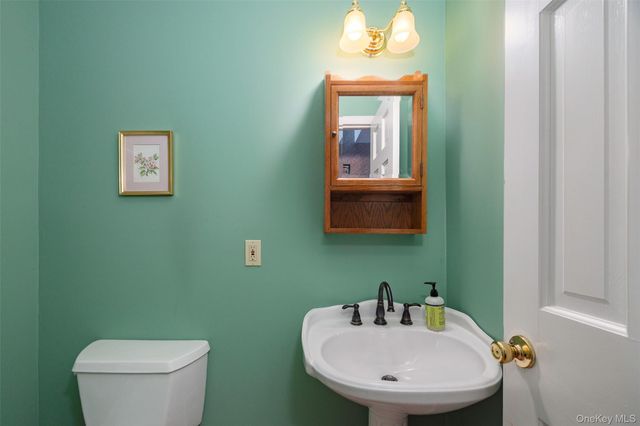 2101 Bruzgul Road, Lagrangeville, NY 12540