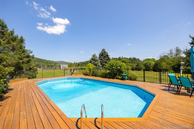 2101 Bruzgul Road, Lagrangeville, NY 12540