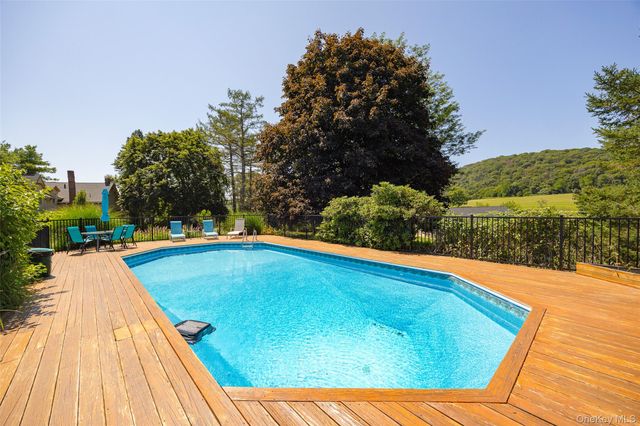 2101 Bruzgul Road, Lagrangeville, NY 12540