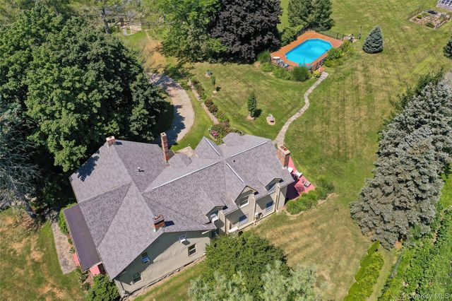 2101 Bruzgul Road, Lagrangeville, NY 12540