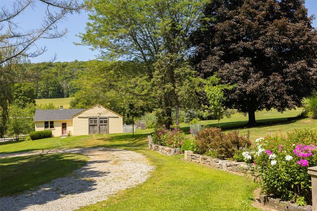 2101 Bruzgul Road, Lagrangeville, NY 12540