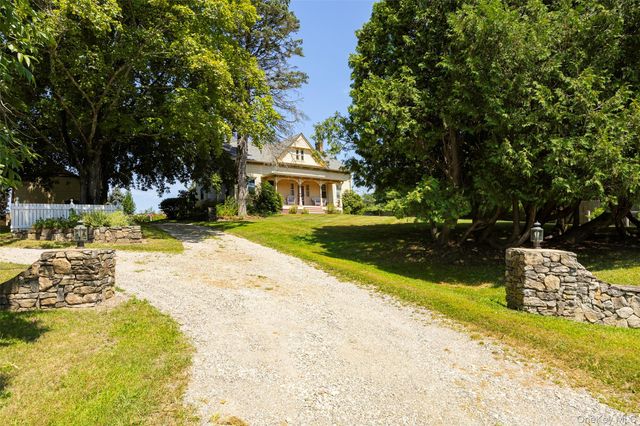 2101 Bruzgul Road, Lagrangeville, NY 12540