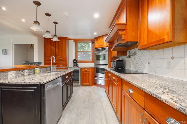 2101 Bruzgul Road, Lagrangeville, NY 12540