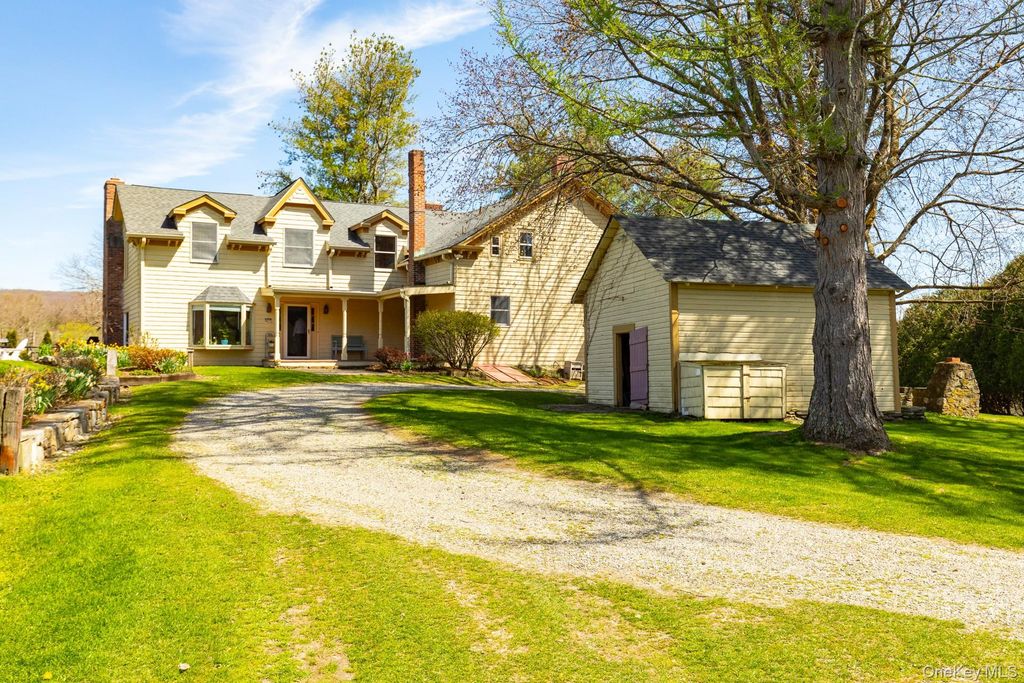 2101 Bruzgul Road, Lagrangeville, NY 12540