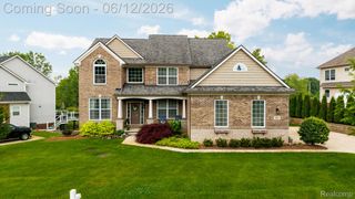 613 Olivia Drive, Milford Charter Township, MI 48381