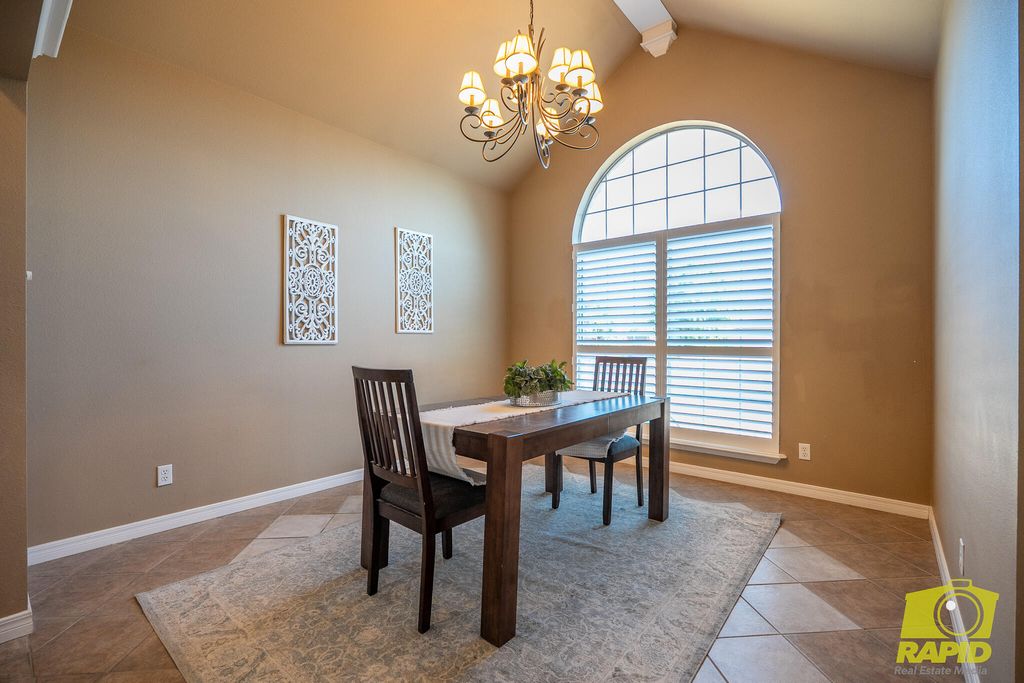 Image 17 of property listing at 5941 Stratford Avenue, San Angelo, TX 76901