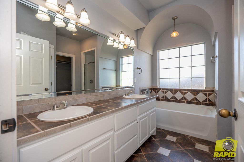 Image 21 of property listing at 5941 Stratford Avenue, San Angelo, TX 76901
