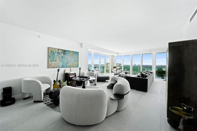 2127 Brickell Avenue 3005, Miami, FL 33129