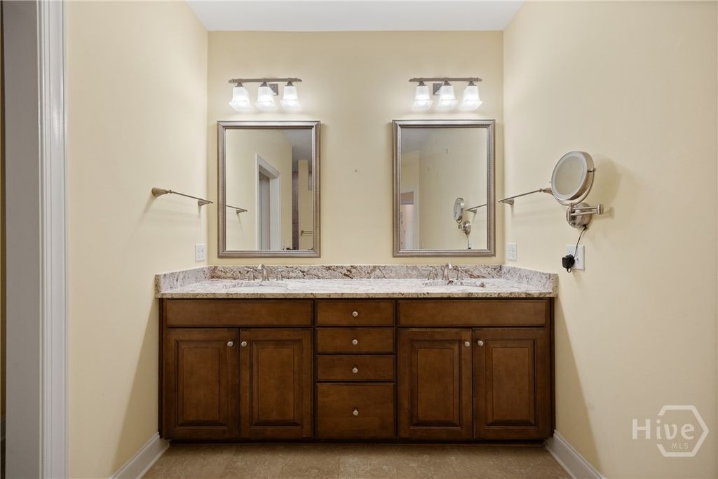 Image 37 of property listing at 168 Kingfisher Circle, Pooler, GA 31322