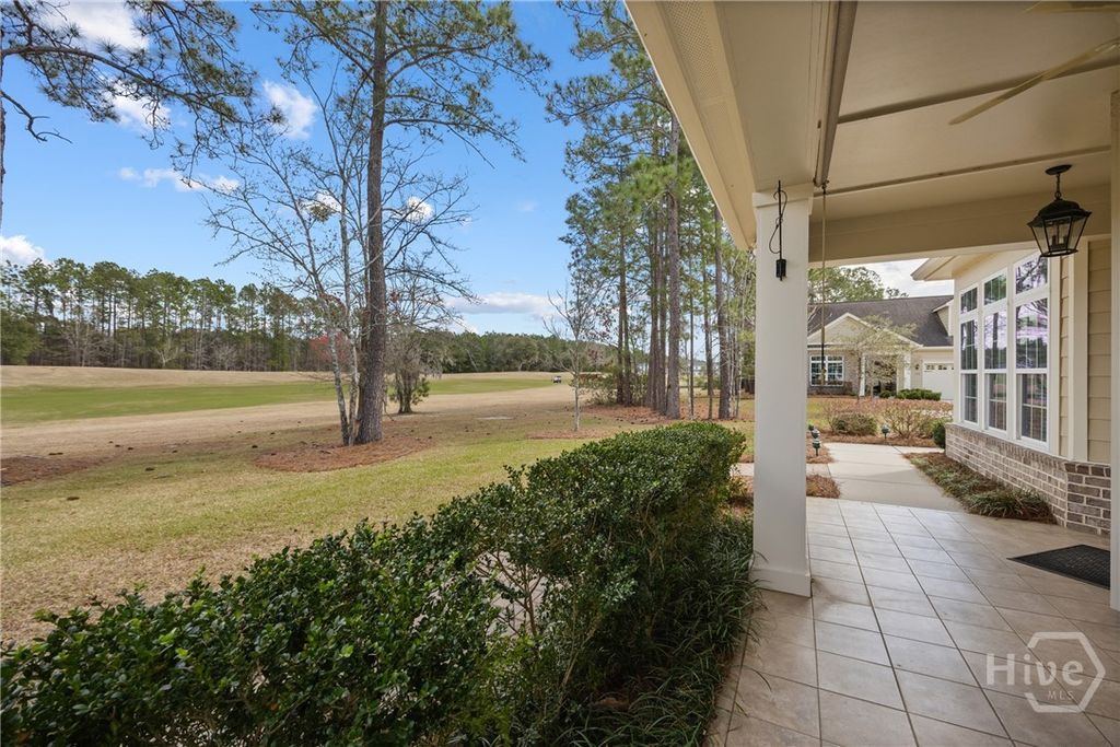 Image 5 of property listing at 168 Kingfisher Circle, Pooler, GA 31322
