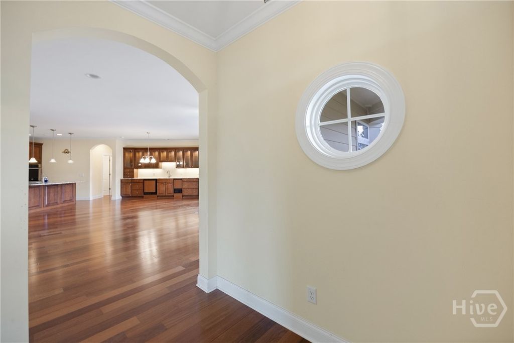 Image 9 of property listing at 168 Kingfisher Circle, Pooler, GA 31322