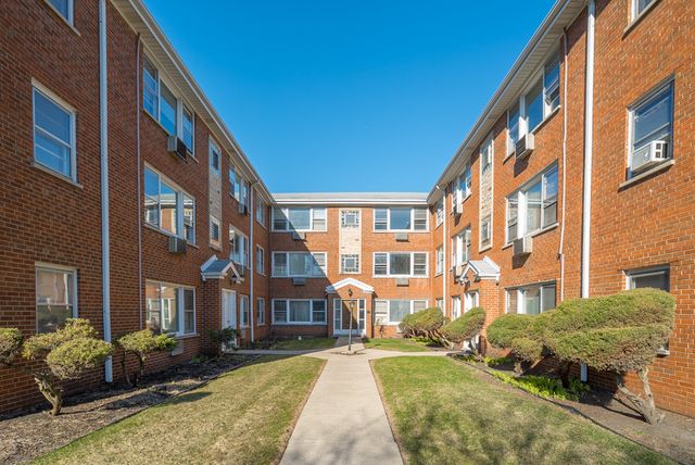 36 S Kensington Avenue 05, La Grange, IL 60525