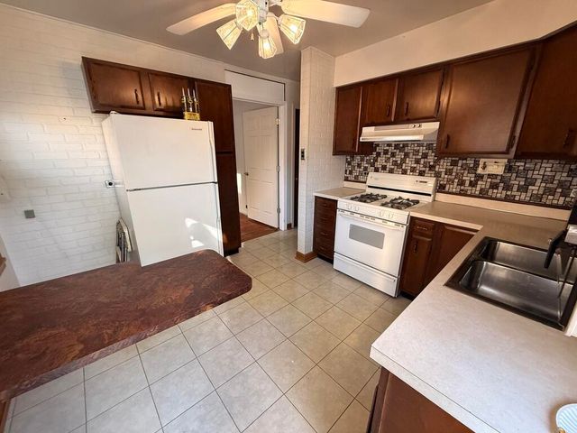 256 E 143rd Street, Dolton, IL 60419