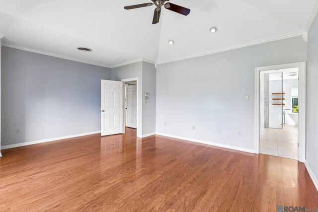 1342 Applewood Rd, Baton Rouge, LA 70808