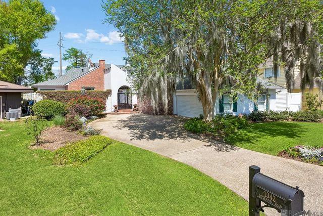 1342 Applewood Rd, Baton Rouge, LA 70808