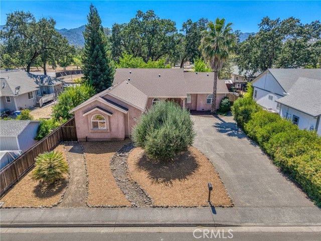 21425 Valley Oak Drive, Middletown, CA 95461