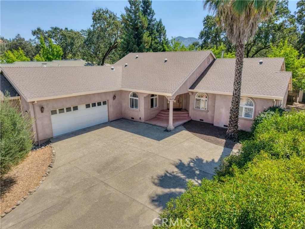 21425 Valley Oak Drive, Middletown, CA 95461