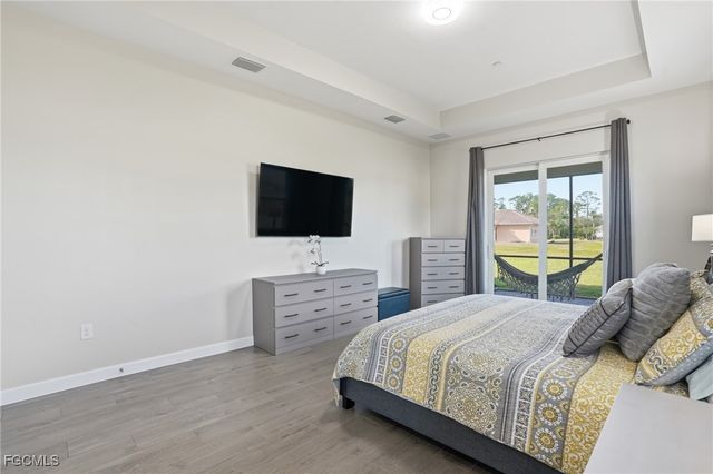 17040 Serengeti CIR, Alva, FL 33920